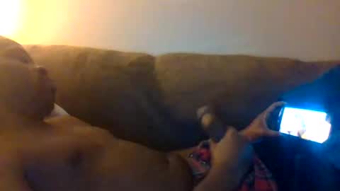 Snapshot of nycguy271 chatting on 11.01.25 nycguy271 online show from 11.01.25