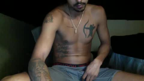 nygal23 online show from 10.21.25