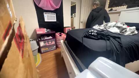 Snapshot of nymphomaticbaby chatting on 12.03.25 nymphomaticbaby online show from 12.03.25