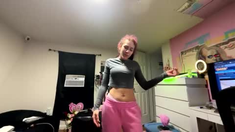 Snapshot of nymphomaticbaby chatting on 02.15.26 nymphomaticbaby online show from 02.15.26