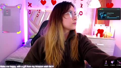 Snapshot of nyx_andria chatting on 05.16.26 Alex . online show from 05.16.26