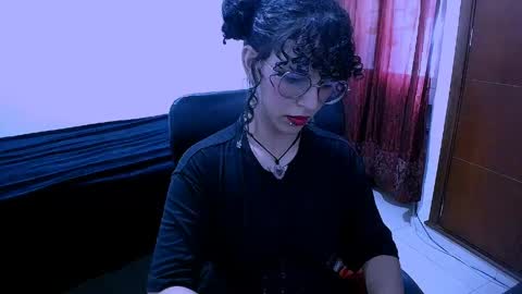 Nyxxei online show from 04.22.26