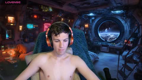 Snapshot of nzcitizen chatting on 01.02.25 NZ Citizen online show from 01.02.25