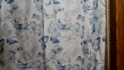 Snapshot of o0skindian0o chatting on 12.20.25 BIGWANGGANG online show from 12.20.25