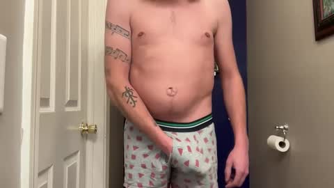 Snapshot of obedientblonde89 chatting on 12.15.24 obedientblonde89 online show from 12.15.24