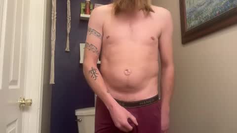 Snapshot of obedientblonde89 chatting on 01.19.25 obedientblonde89 online show from 01.19.25