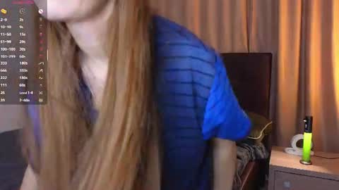 Snapshot of obsidianvelour chatting on 06.26.26 Bella online show from 06.26.26