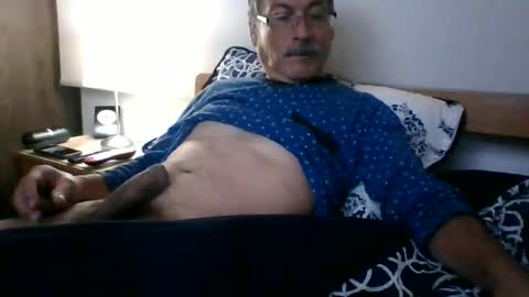 Snapshot of ocorrea chatting on 06.30.26 ocorrea online show from 06.30.26