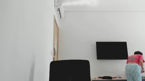 Snapshot of octopussy69x chatting on 02.11.26 Evie online show from 02.11.26