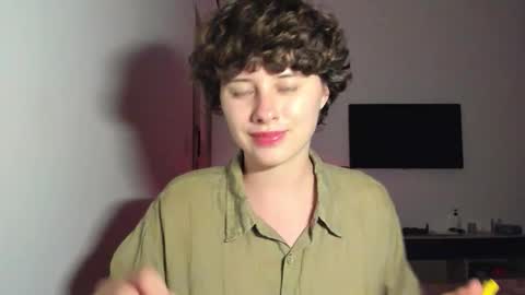 Snapshot of octopussy69x chatting on 02.25.26 Evie online show from 02.25.26