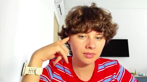 Snapshot of octopussy69x chatting on 03.11.26 Evie online show from 03.11.26