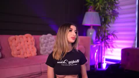 Snapshot of odettebensen chatting on 03.03.26 Odette online show from 03.03.26