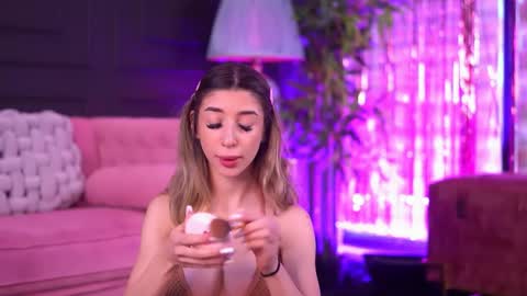 Odette online show from 04.23.26
