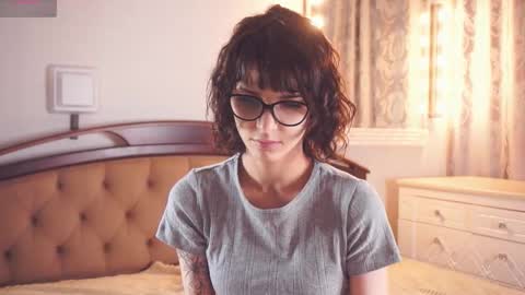 Snapshot of odettehatt chatting on 01.19.26 Thea online show from 01.19.26