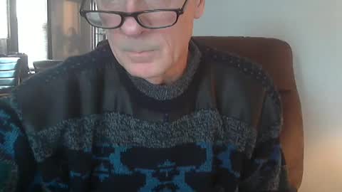 Officer online show from 12.25.24