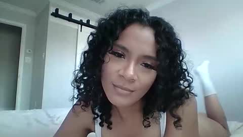 Snapshot of officialchantelxo chatting on 02.28.26 Chantel online show from 02.28.26