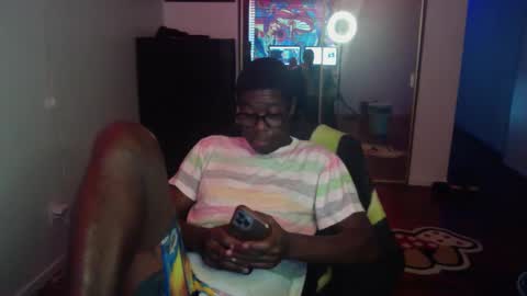 Snapshot of officialmoneyxxx chatting on 12.13.24 Money online show from 12.13.24