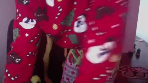 Snapshot of officialmoneyxxx chatting on 12.25.24 Money online show from 12.25.24