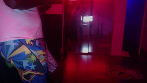 Snapshot of officialmoneyxxx chatting on 01.16.25 Money online show from 01.16.25