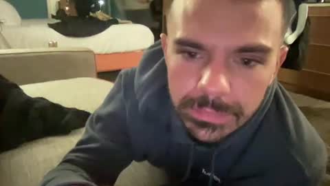 Snapshot of ofthatguy chatting on 10.28.25 ofthatguy online show from 10.28.25