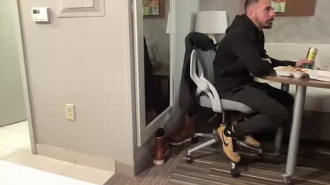 Snapshot of ofthatguy chatting on 10.30.25 ofthatguy online show from 10.30.25