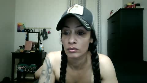 Lit en Cama online show from 10.06.25