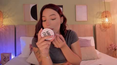 Holly online show from 06.03.26