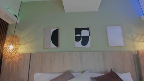 Holly online show from 06.23.26