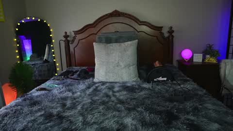 Snapshot of oh_lovely_girl chatting on 01.17.25 Gray online show from 01.17.25