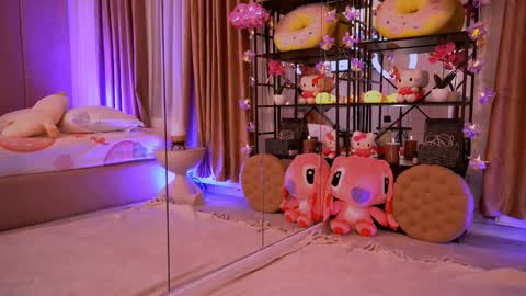 oh_m_god online show from 11.24.25