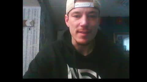 Snapshot of oh_you_know69 chatting on 12.23.24 who dares toss me some tips lets have fun online show from 12.23.24