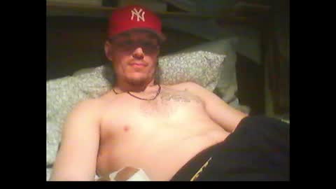 Snapshot of oh_you_know69 chatting on 02.21.25 who dares toss me some tips lets have fun online show from 02.21.25