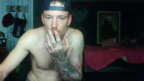 Snapshot of oh_you_know69 chatting on 09.15.25 who dares toss me some tips lets have fun online show from 09.15.25