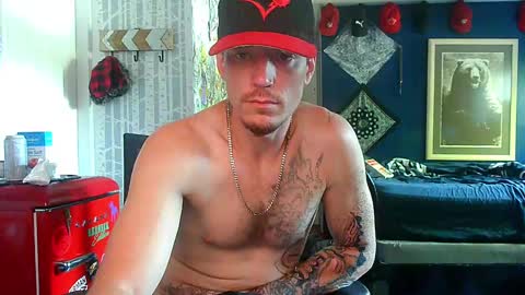 Snapshot of oh_you_know69 chatting on 09.22.25 who dares toss me some tips lets have fun online show from 09.22.25