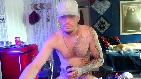 Snapshot of oh_you_know69 chatting on 10.11.25 who dares toss me some tips lets have fun online show from 10.11.25