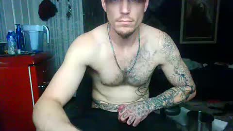 Snapshot of oh_you_know69 chatting on 11.11.25 who dares toss me some tips lets have fun online show from 11.11.25