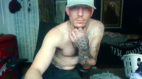 Snapshot of oh_you_know69 chatting on 11.19.25 who dares toss me some tips lets have fun online show from 11.19.25