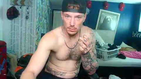 Snapshot of oh_you_know69 chatting on 11.26.25 who dares toss me some tips lets have fun online show from 11.26.25