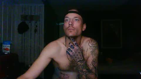 Snapshot of oh_you_know69 chatting on 12.19.25 who dares toss me some tips lets have fun online show from 12.19.25