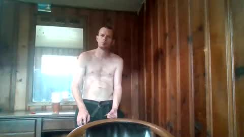 Snapshot of ohboywelli chatting on 12.22.25 ohboywelli online show from 12.22.25