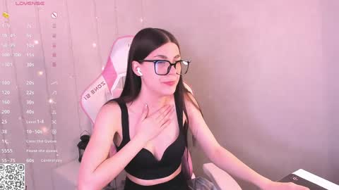 KAYA. online Tu We Th Fr Sa 0100AM - 0800AM Time zone of Germany Munich online show from 04.10.26