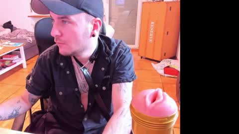 Snapshot of ohihoe92 chatting on 02.26.26 Chris online show from 02.26.26