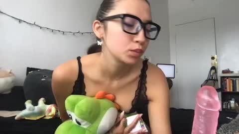 Snapshot of ohmillieevanillie chatting on 06.27.26 ohmillieevanillie online show from 06.27.26