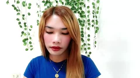 ohmyalessandraxcx online show from 11.17.25