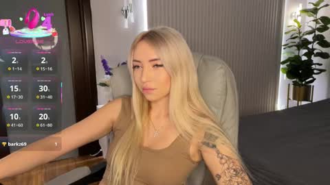 Snapshot of ohmyemma chatting on 01.16.26 Emma online show from 01.16.26