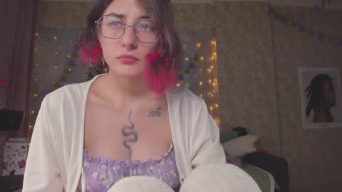 Kmmy online show from 12.24.24