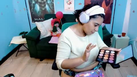 Snapshot of ohmysqueak chatting on 05.11.26 ohmysqueak online show from 05.11.26