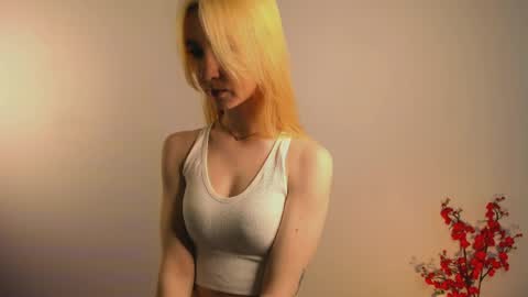 Emi and Ohpi online show from 04.03.26