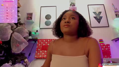 Snapshot of ohrianagibson chatting on 12.28.24  g  online show from 12.28.24