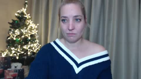 Mari online show from 12.27.24